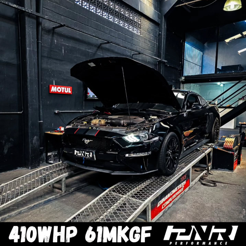 Mustang no dinamômetro da PNR Performance